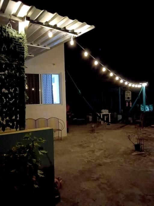 Апартаменти Casa Zoila Hospedaje Frente Al Lago Lakefront Lodging Флорес Екстер'єр фото